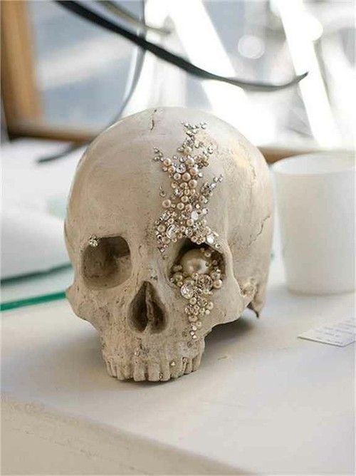 jeweled skull