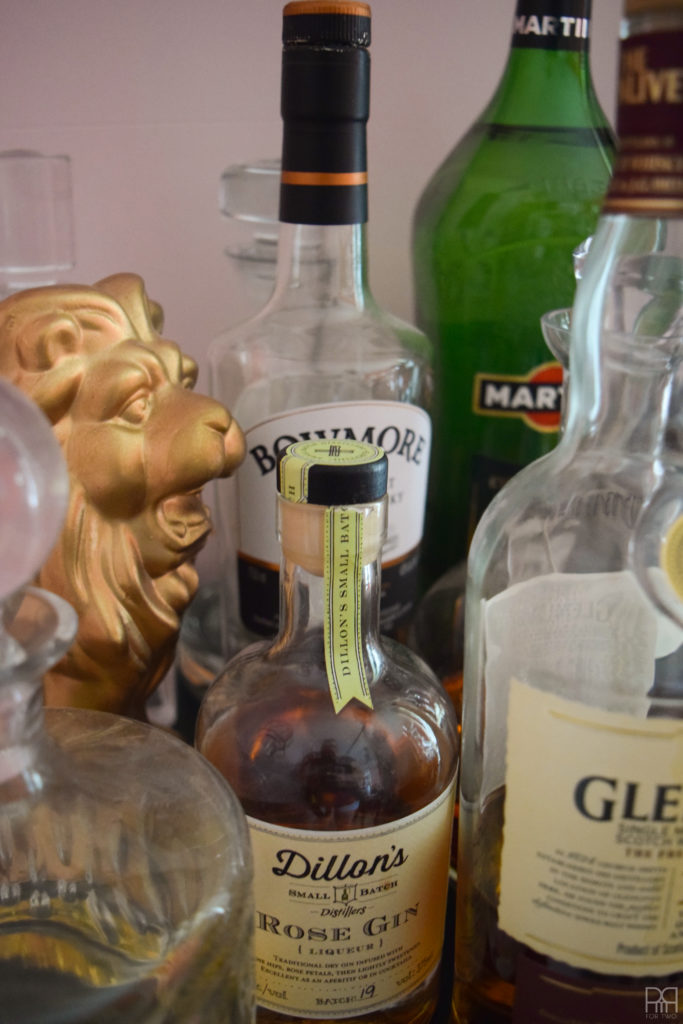 Dining room cart with alcohol