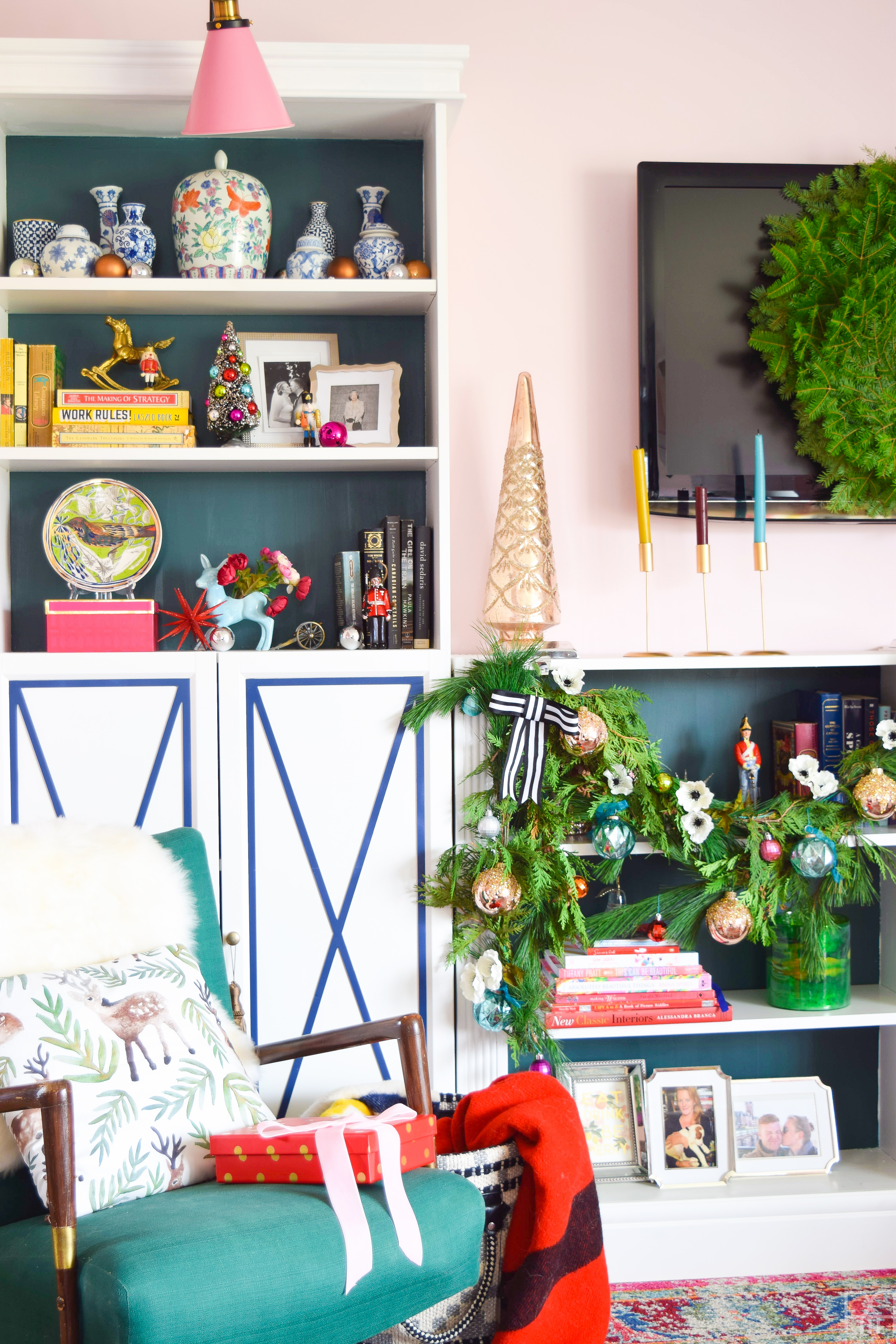 Creating a colourful & Eclectic Holiday Mantel is as easy with fresh greenery, florals and colourful baubles.