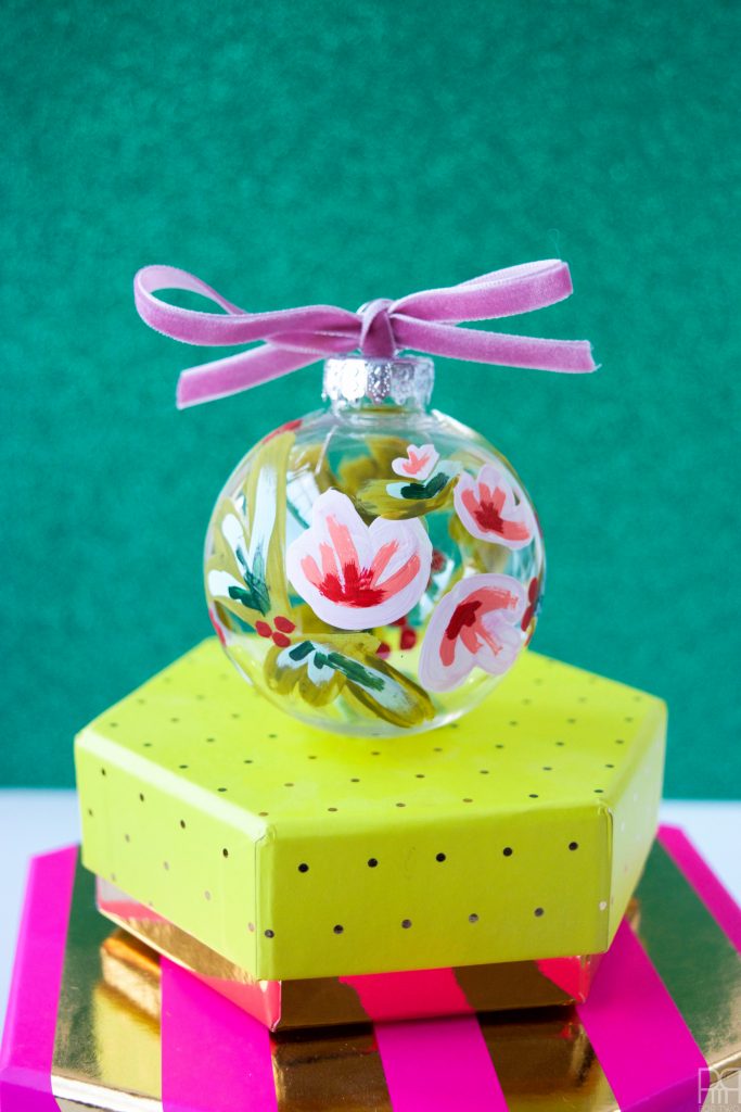 Who says Christmas has to be just red and green? Create beautiful floral christmas ornaments with some paint!