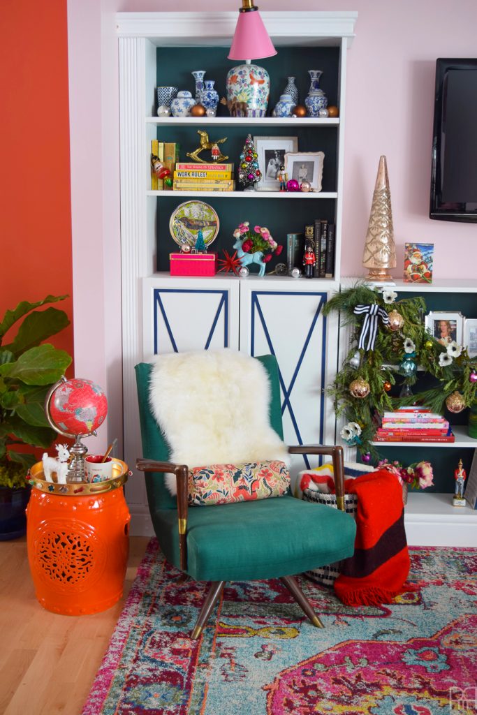 Shelfies are the best place for Christmas ornaments and nutcrackers, right? Come see an eclectic and bold Christmas home tour, full of unexpected and traditional touches.