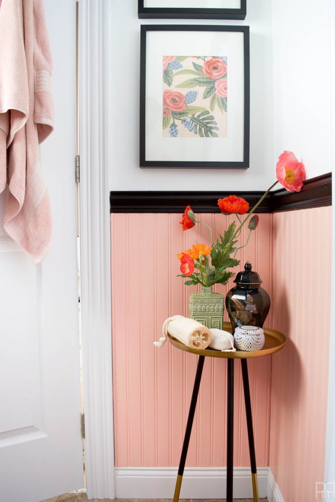 Tada! ✨ ???? ???? Renter Friendly Bathroom Reveal is here after a weekend of work. We've transformed our bathroom using renter-friendly upgrades and Behr Paint to create a colourful & eclectic space that I am proud to show off, heck, I might even host a party in there