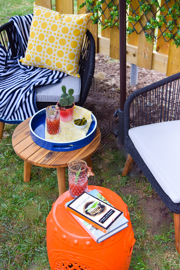 Opening the backyard patio for spring is usually accompanied by a fresh drink and an afternoon spent reading in the shade. I've got my top 2 tips for creating a welcoming and inviting patio / deck / seating area in any yard on the blog.