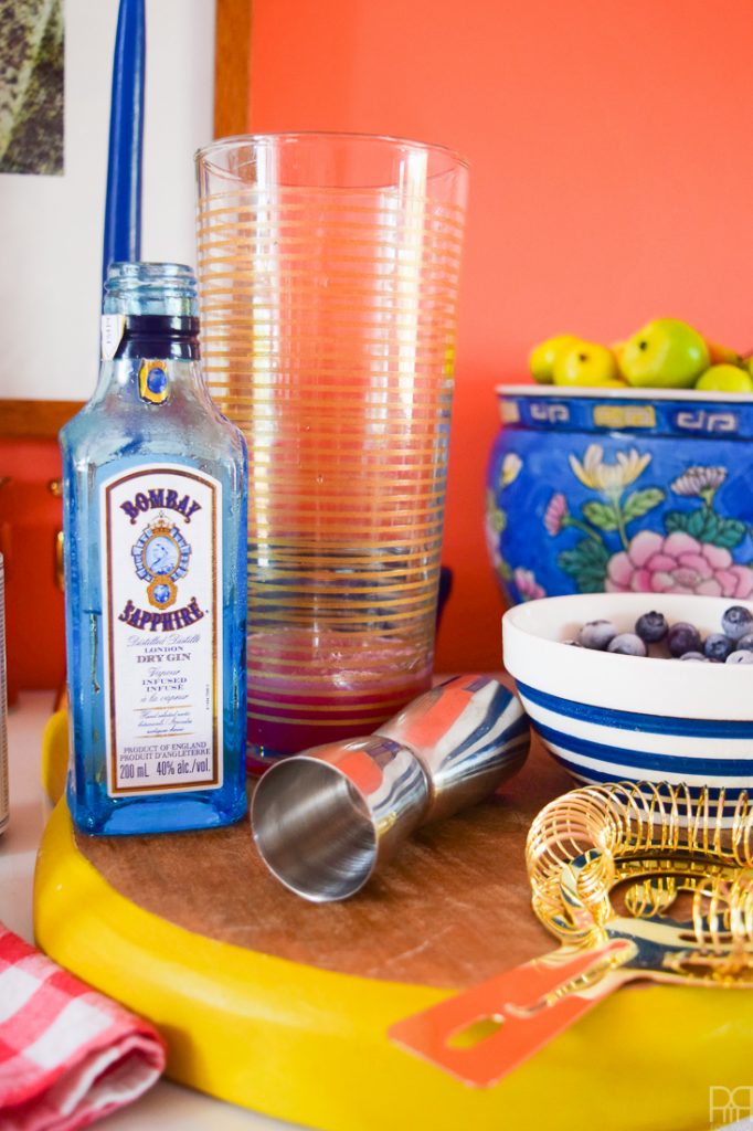 The Blueberry Gin Sour cocktail