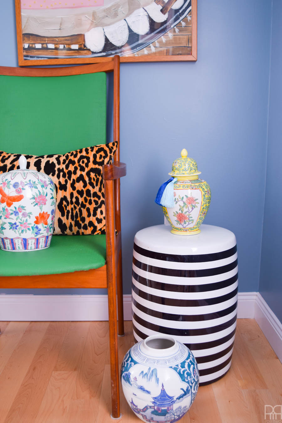 how to paint an upholstered chair using BEHR paint