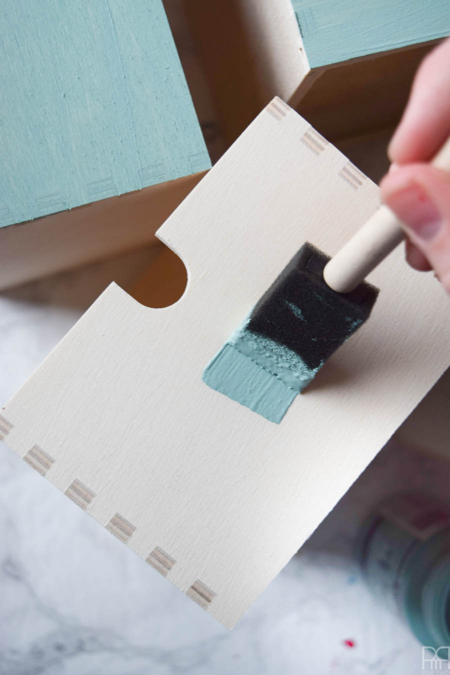 A Bone Inlay IKEA Moppe is your stencil & organization loving dream come true. Use fun colours from DecoArt's line of paints to create a one of a kind piece that will stand-out in any setting.