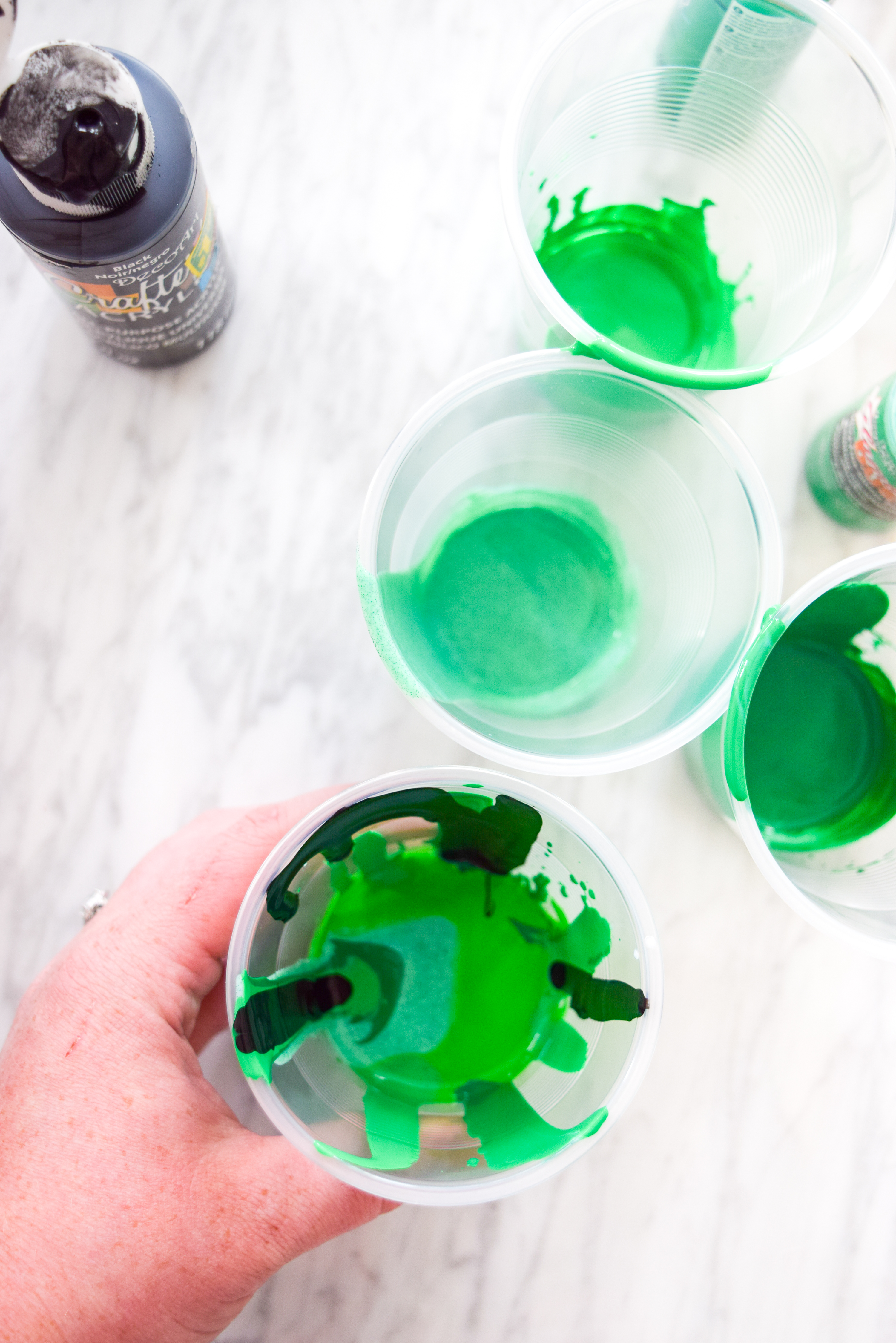 DIY Malachite & Cheetah Decor on a budget! Because who really has the coins for some malachite? Grab the secrets behind this paint pouring DIY.