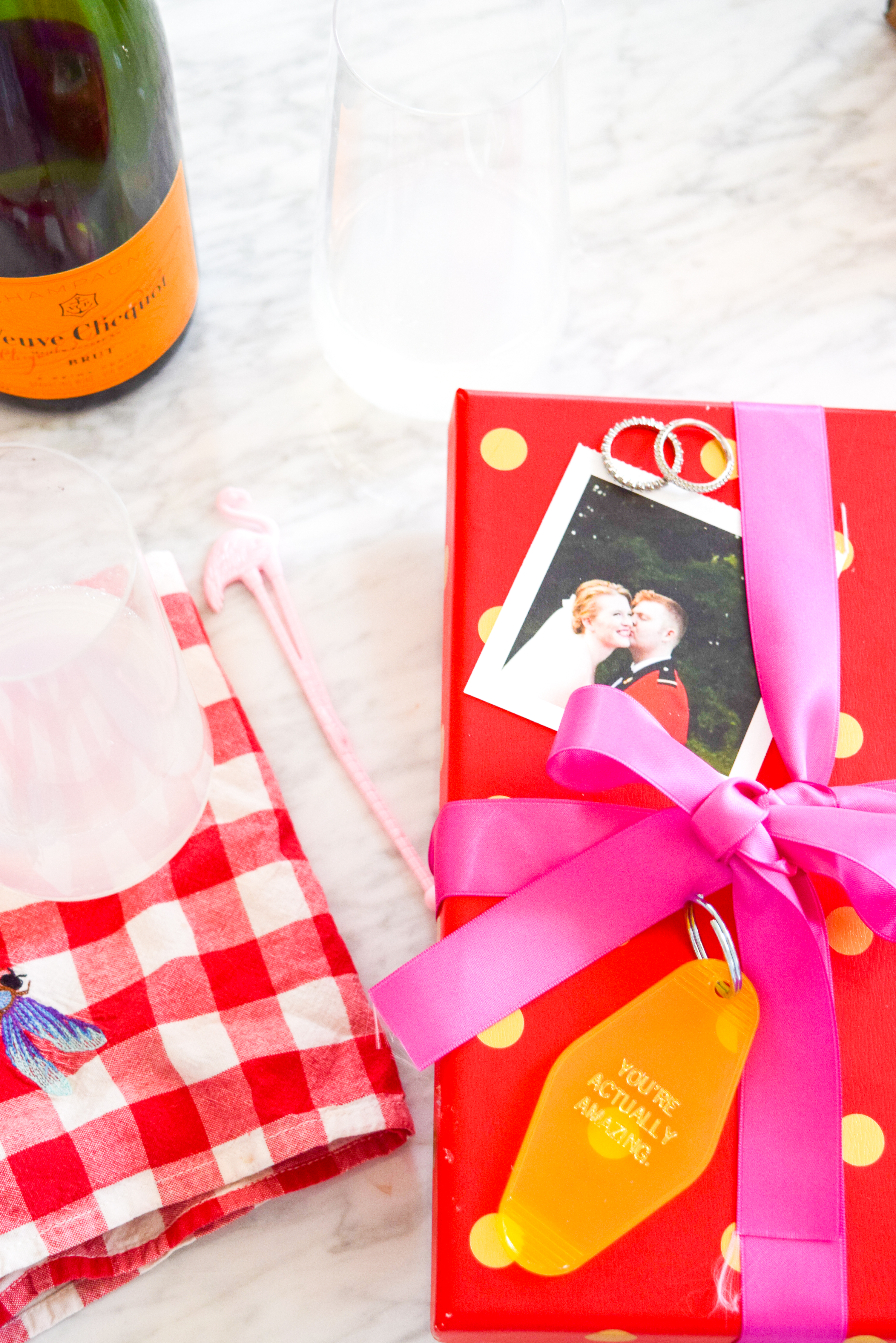 Do you have an anniversary coming up? Maybe something a little special you want to celebrate? You need to check out my Greetabl Anniversary Gift Ideas, all from their handy dandy mail delivered gift packages. Curious? Come see what I did with one.