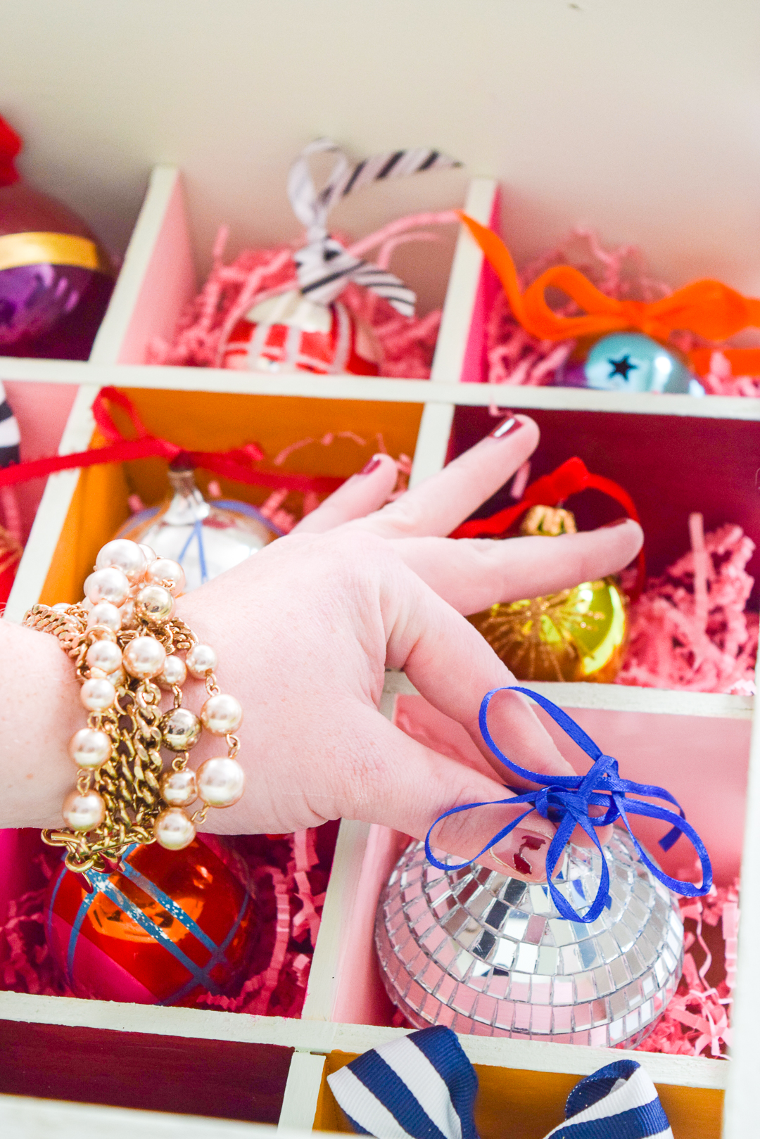 Looking for something that will keep your pieces safe? Try my DIY Colourful Ornament Storage Crate, and none of your ornaments will ever get broken again!