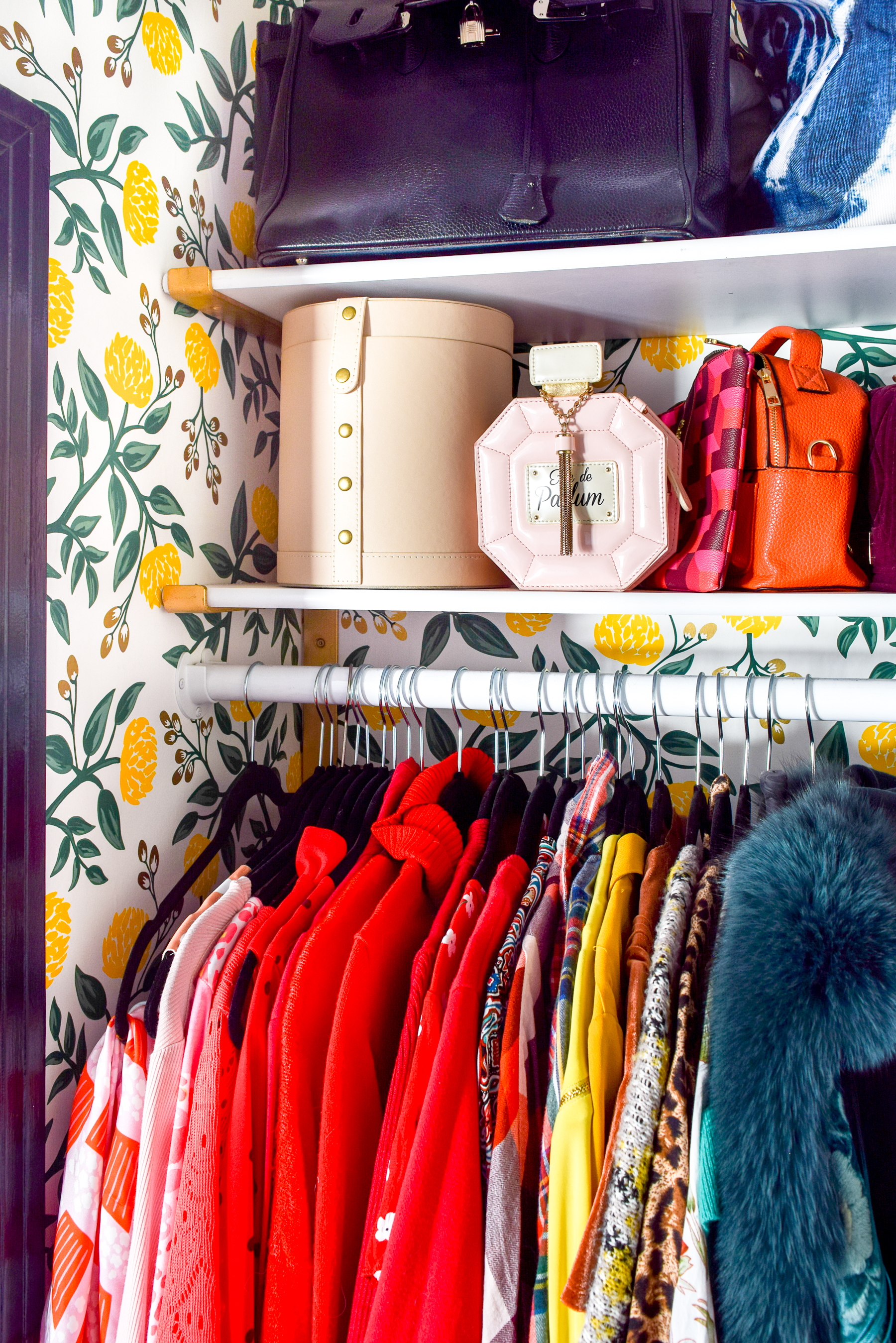 A Floral Glam Master Closet is something we all need, especially when it comes with gold shelf brackets from Crates & Pallet that look oh-so-chic.