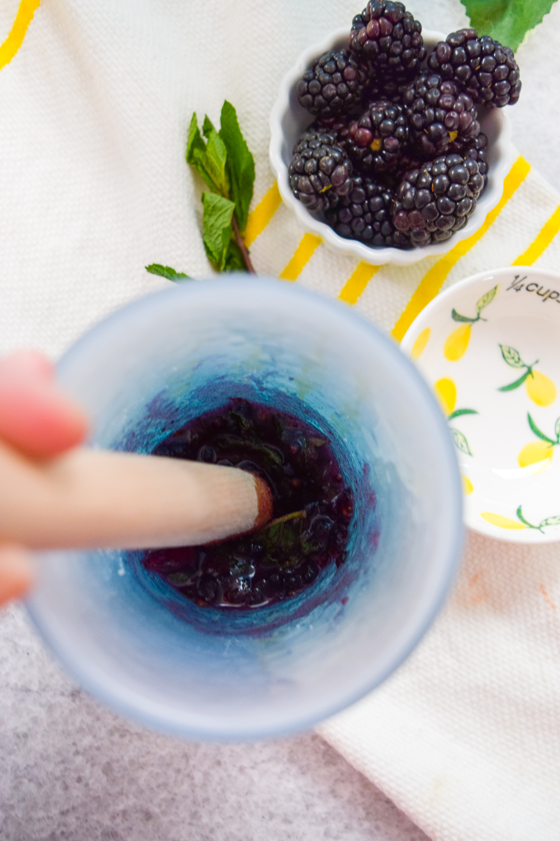 A cool and refreshing homemade blackberry mint lemonade is exactly what you need going into the weekend! or any cocktail hour for that matter. Grab the recipe! 