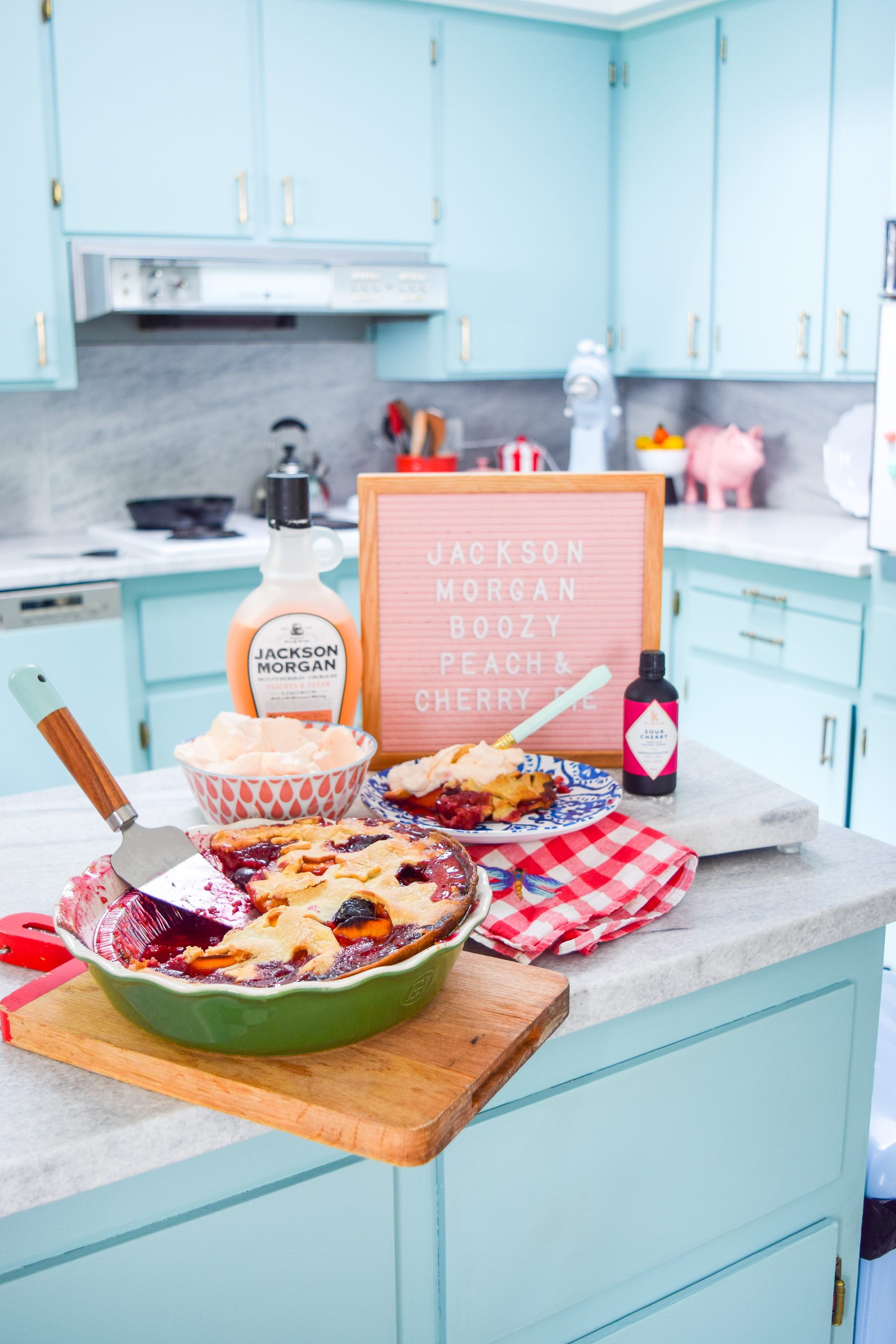 Whip up a boozy peach & cherry pie in time for the long weekend! You won't regret putting these flavours together with a dash of Jackson Morgan Cream. Whip up a boozy peach & cherry pie in time for the long weekend! You won't regret putting these flavours together with a dash of Jackson Morgan Cream.