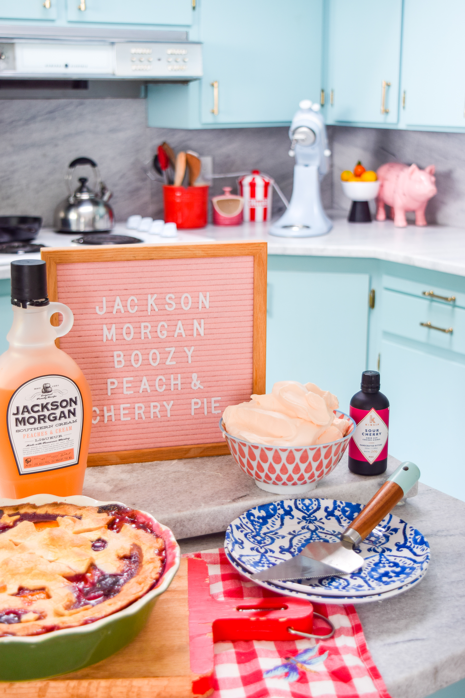 Whip up a boozy peach & cherry pie in time for the long weekend! You won't regret putting these flavours together with a dash of Jackson Morgan Cream. Whip up a boozy peach & cherry pie in time for the long weekend! You won't regret putting these flavours together with a dash of Jackson Morgan Cream.