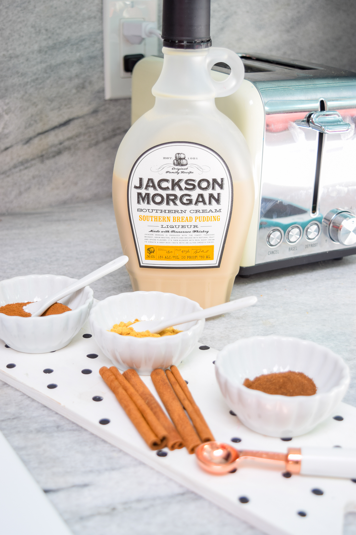 Pumpkin Spice Pudding Shots for desert, with a toasted marshmallow topping are super easy to make! Come grab the recipe & my secret ingredient. Psssst! It's Jackson Morgan's Southern Bread Pudding Whiskey Cream