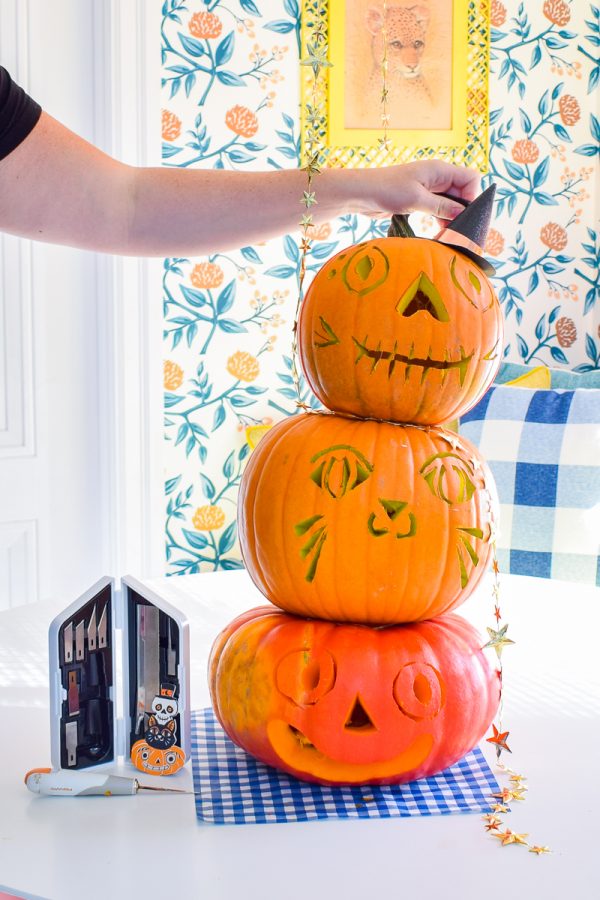 How to Make a Stacked Pumpkin Topiary • PMQ for two