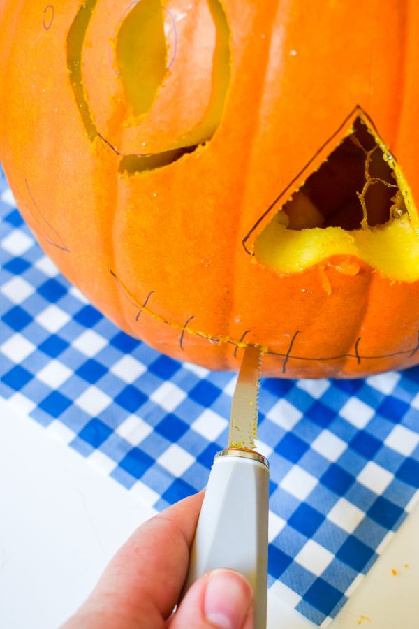 How to Make a Stacked Pumpkin Topiary • PMQ for two
