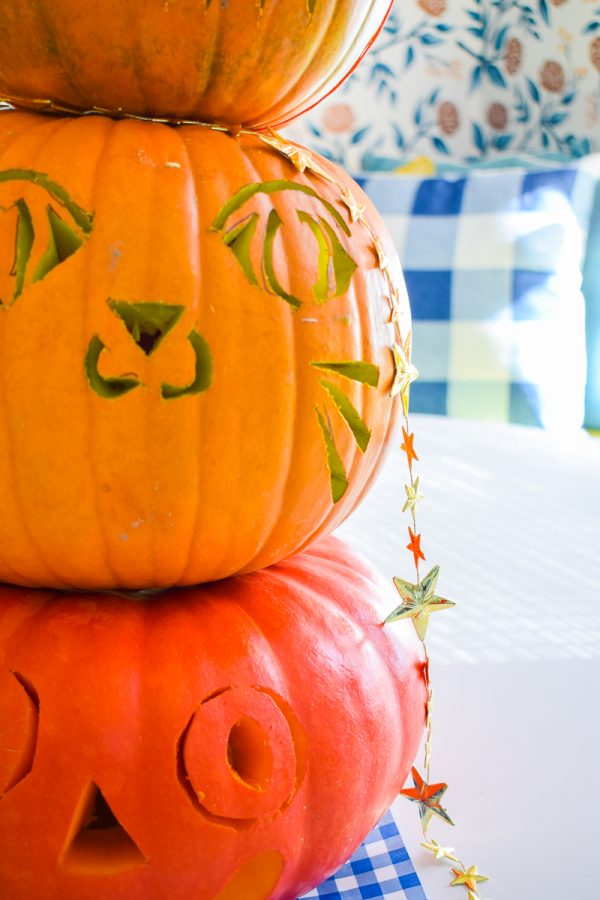 How to Make a Stacked Pumpkin Topiary • PMQ for two