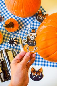 How to Make a Stacked Pumpkin Topiary • PMQ for two