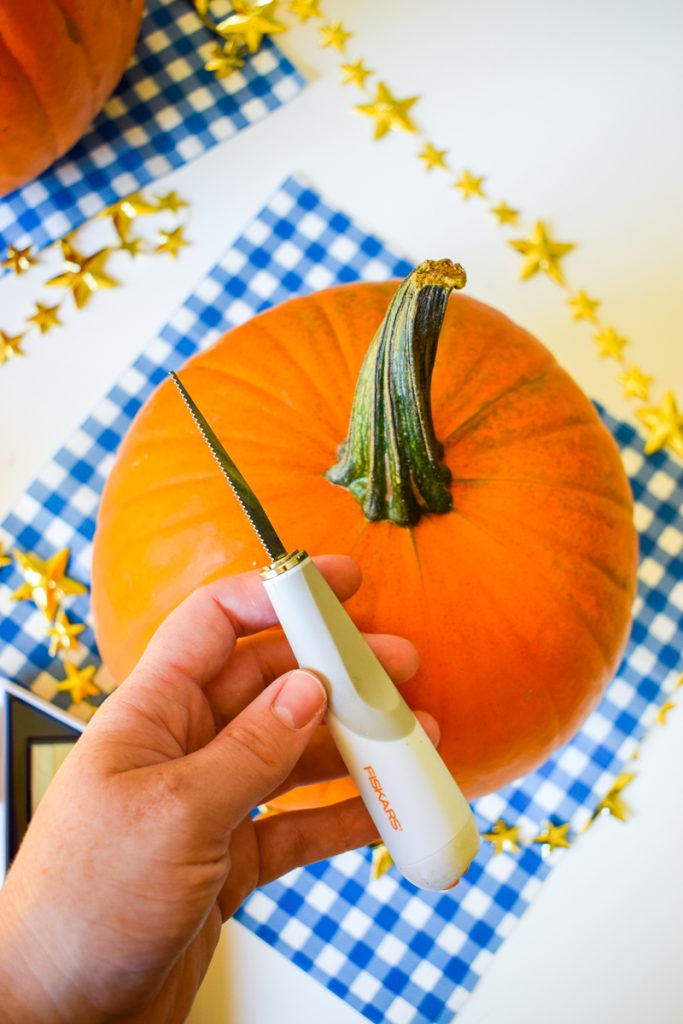How to Make a Stacked Pumpkin Topiary • PMQ for two