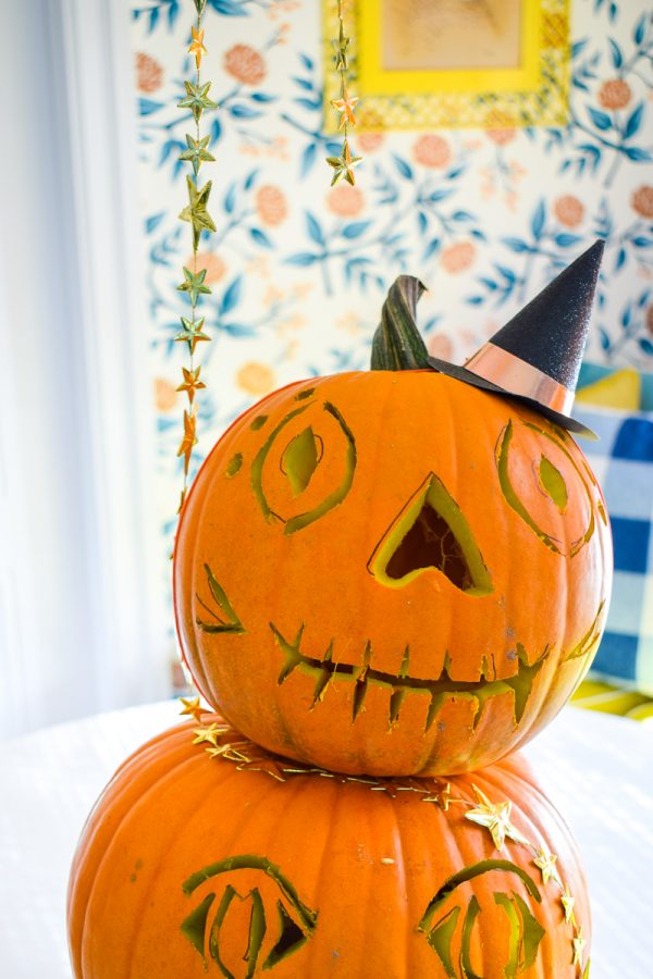 How to Make a Stacked Pumpkin Topiary • PMQ for two