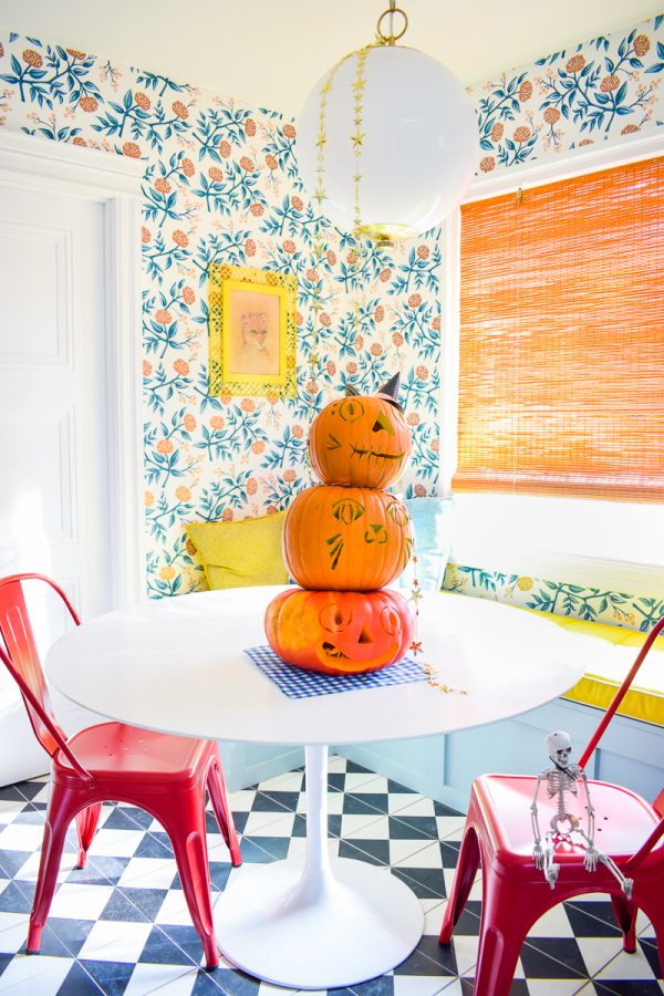 How to Make a Stacked Pumpkin Topiary • PMQ for two