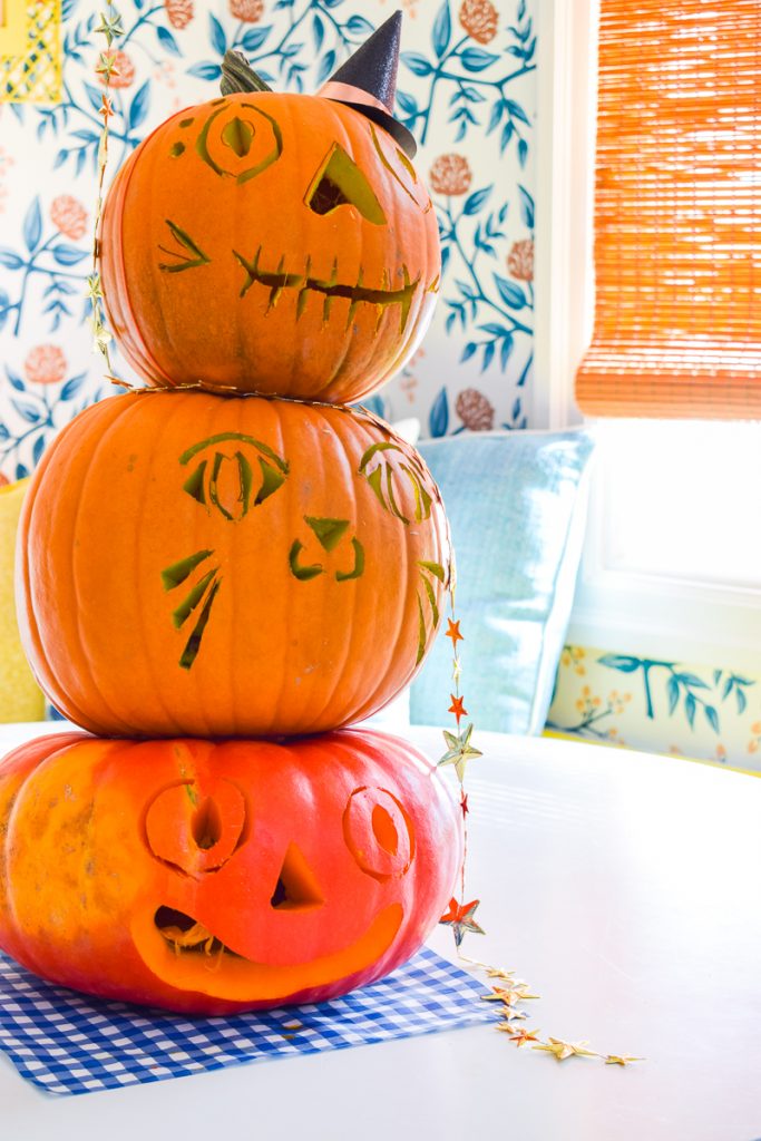 How to Make a Stacked Pumpkin Topiary • PMQ for two