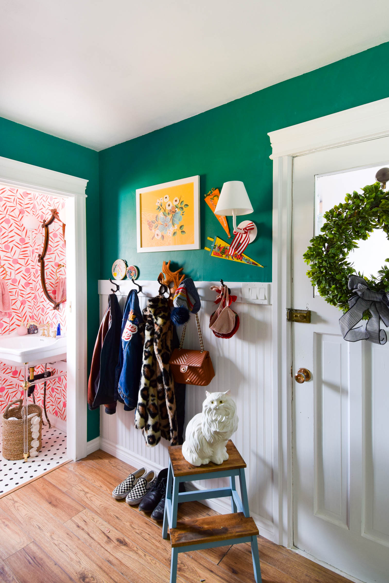 Vintage Laundry Room Decor • PMQ for two