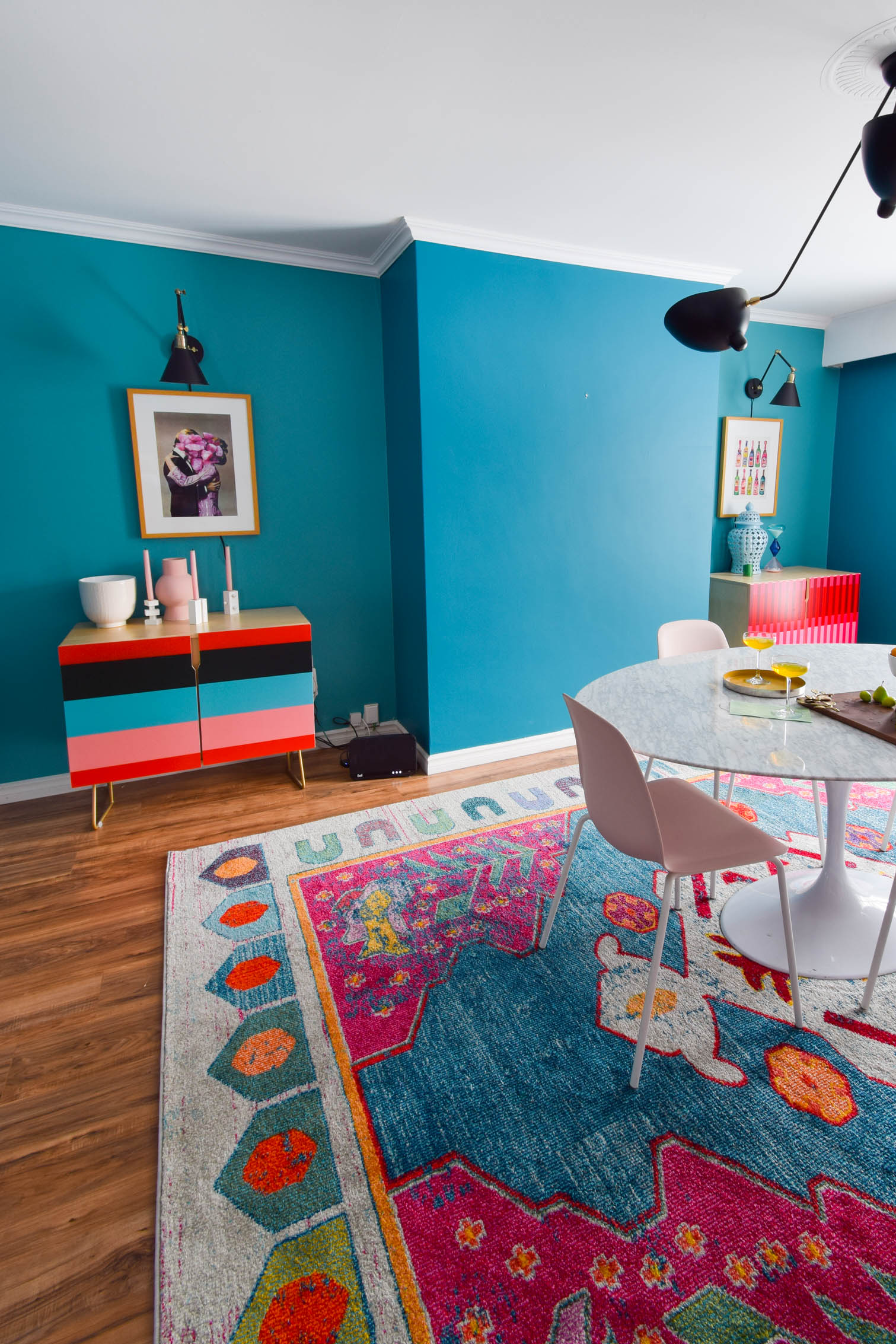 Ever wondered how to install laminate flooring? Using our Golden Select Laminate flooring (in sandstone), we walk you through the process in our dining room.