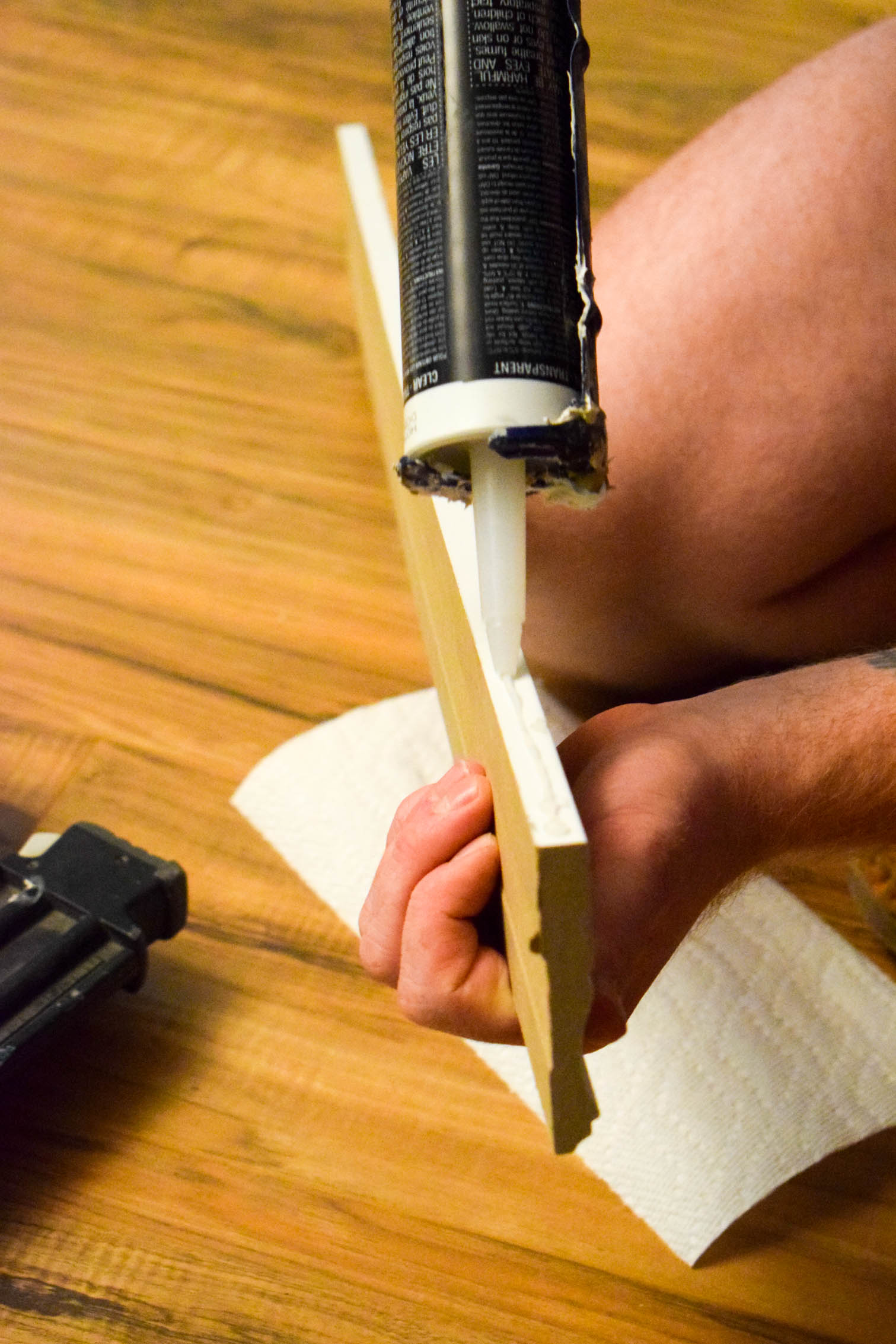 Ever wondered how to install laminate flooring? Using our Golden Select Laminate flooring (in sandstone), we walk you through the process in our dining room.