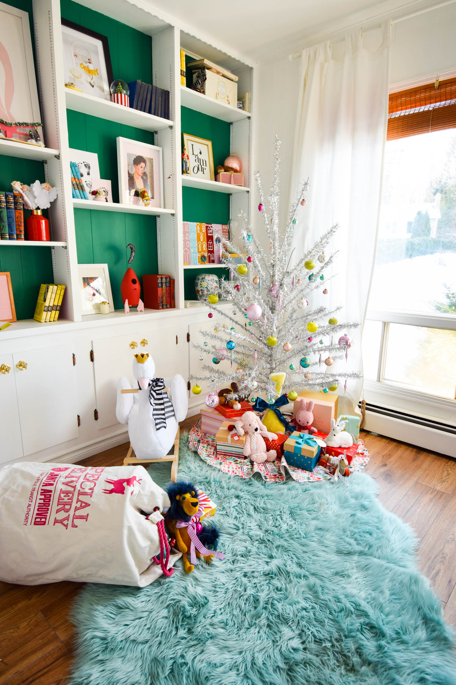 Colourful Christmas decor ideas across a variety of different textures and materials, make for a cozy and playful home this year.