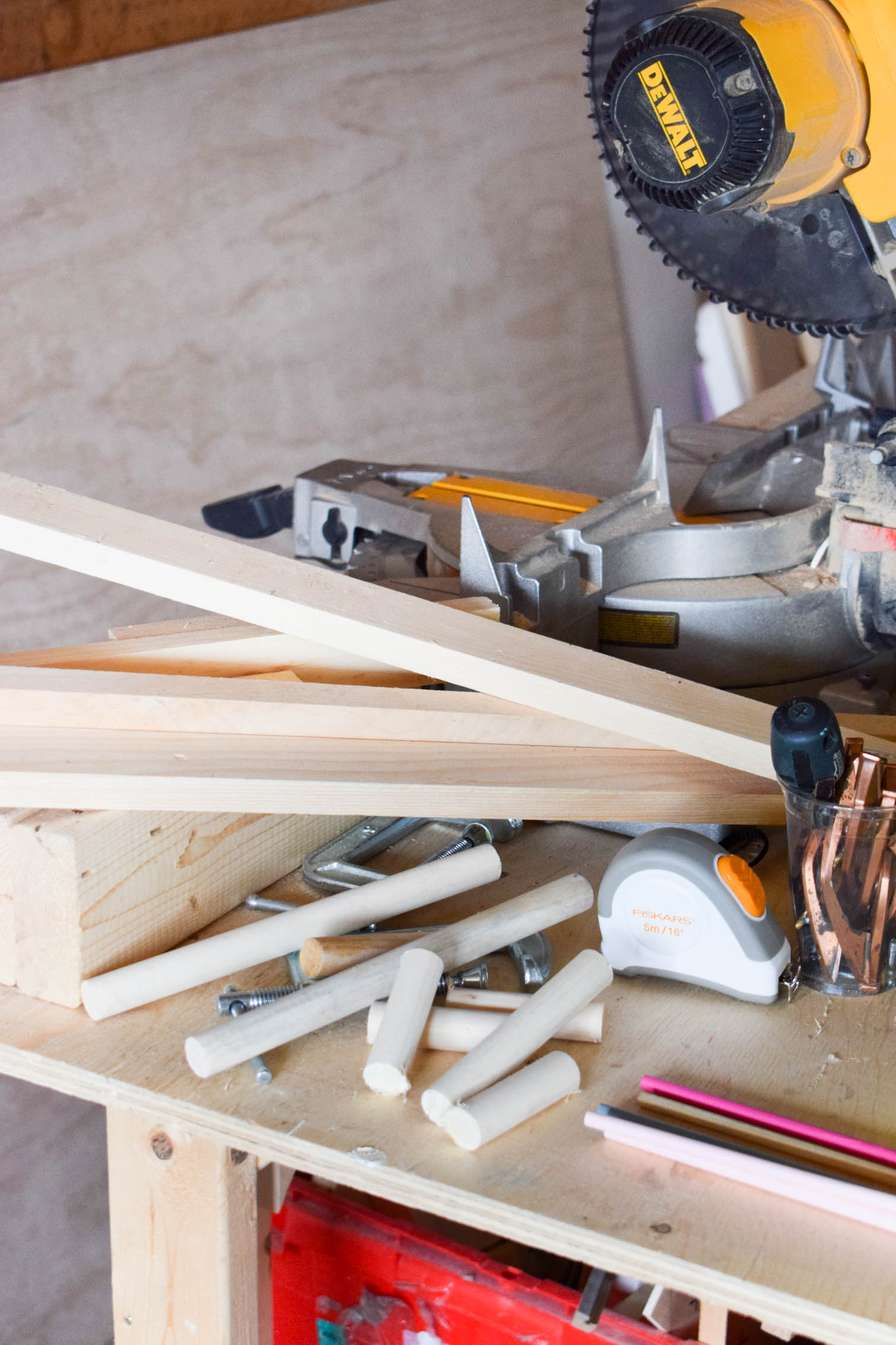 Make some DIY plate racks to organize all your kitchen dishes! You can make yours in a day using wood scraps