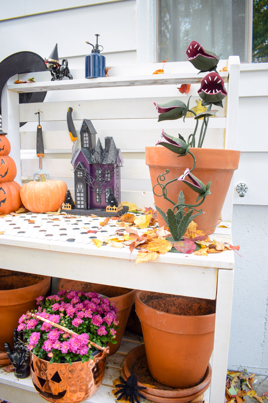 Make a DIY witch broom for everyone in your coven, using the PowerCut snips from Fiskars, and a little magic.