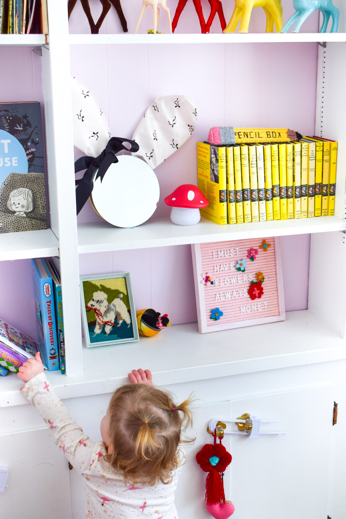 Make your own Bunny ear mirror using items from around the house, in a few short minutes! You could easily turn any mirror into one!