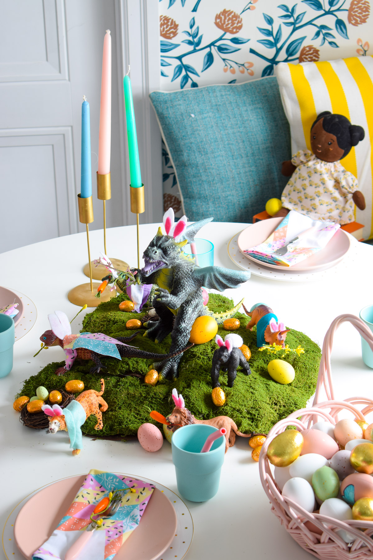 easter table decor for kids • PMQ for two