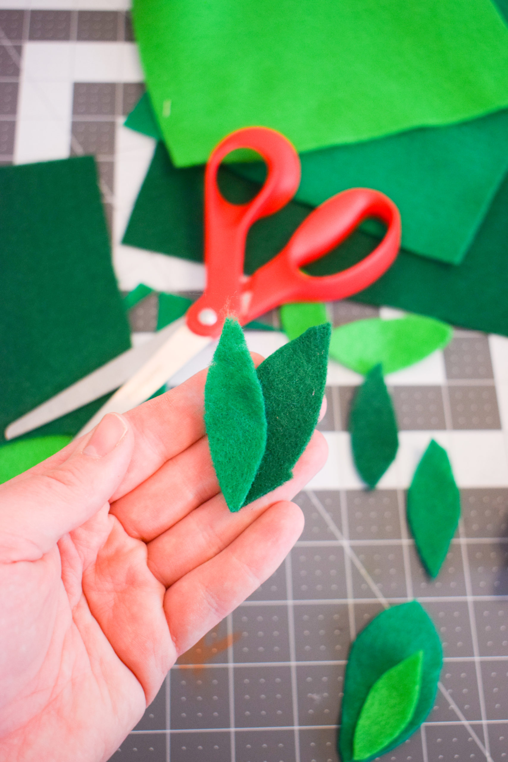 Create a toddler friendly spring arrangement using crafting wire, felt, and some little birds. Don't forget the perfect crafting scissors too!