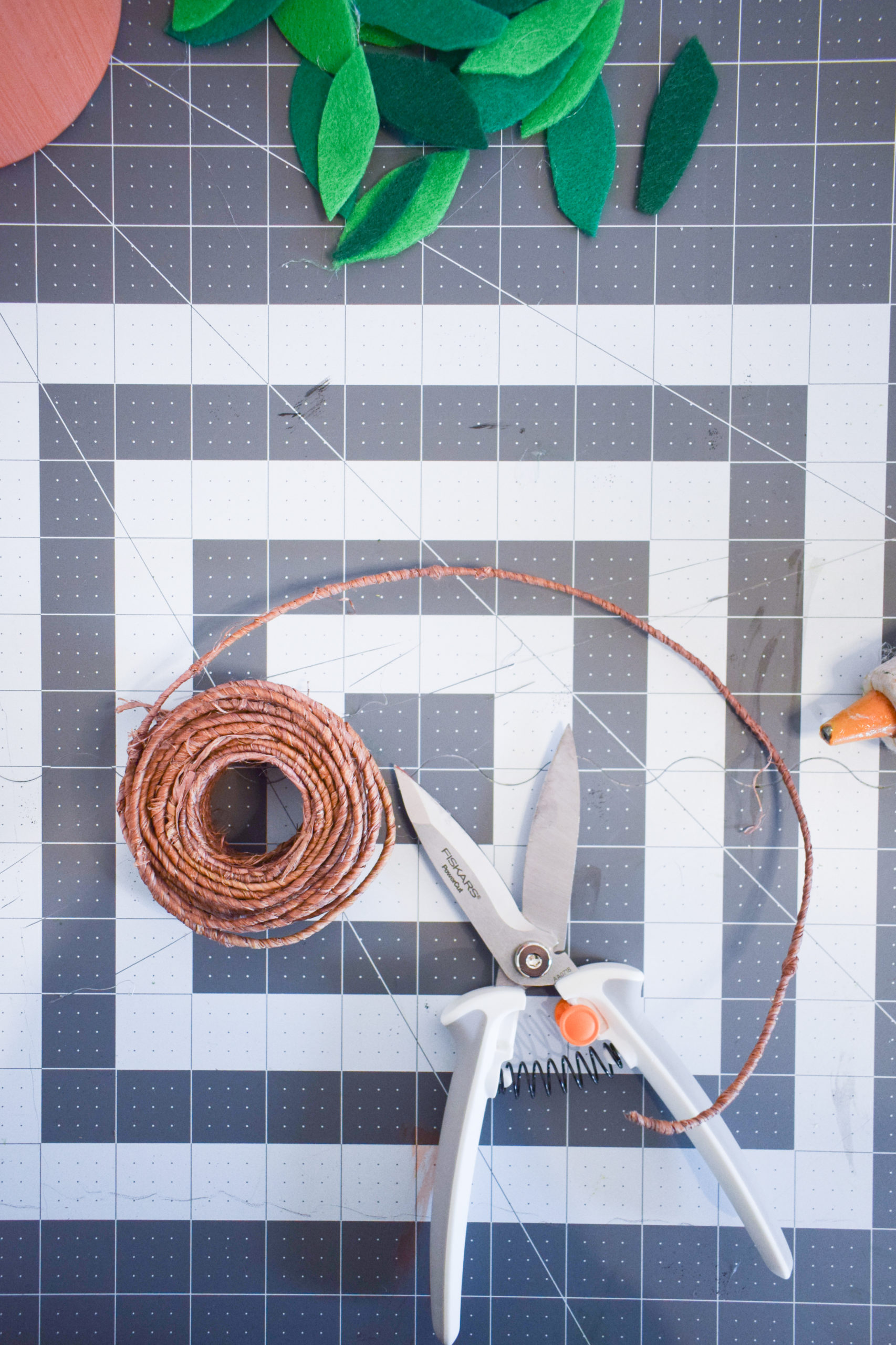 Create a toddler friendly spring arrangement using crafting wire, felt, and some little birds. Don't forget the perfect crafting scissors too!